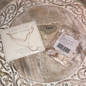 2 for 1! 8 OTHER REASONS CHOKER + URB HAIR CUFFS